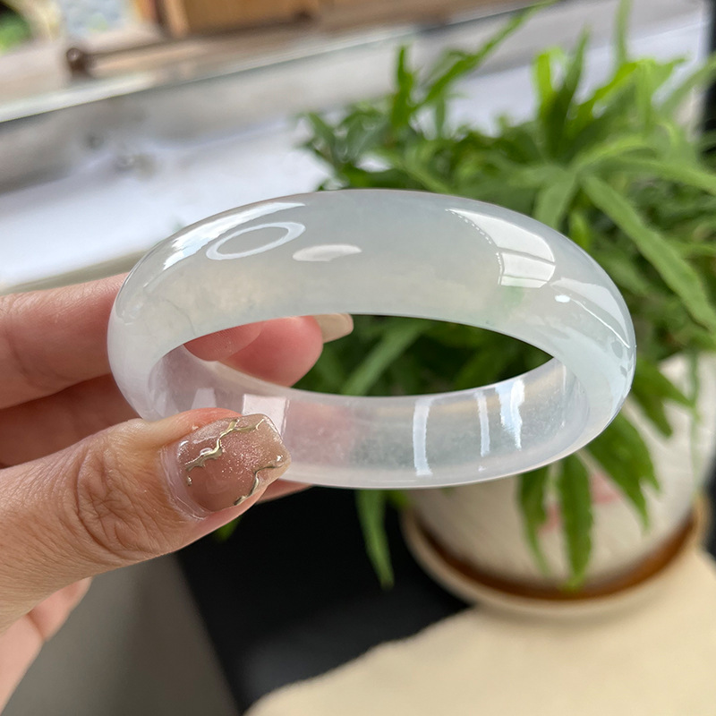 Naturlig burmesisk typ A Jadeitarmband Jadearmband_voghion.com