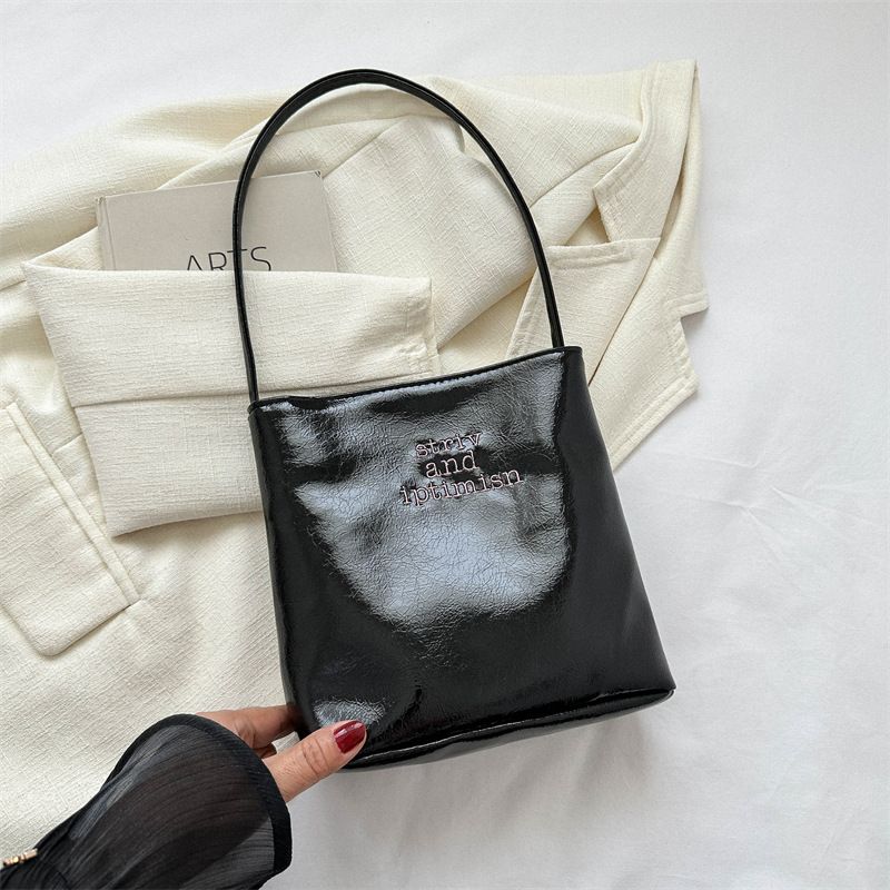 Borsa a tracolla singola semplice ed elegante, alla moda e di grande capacità, per donna, estate 2023, secchiello ascellare, casual, alla moda_voghion.com