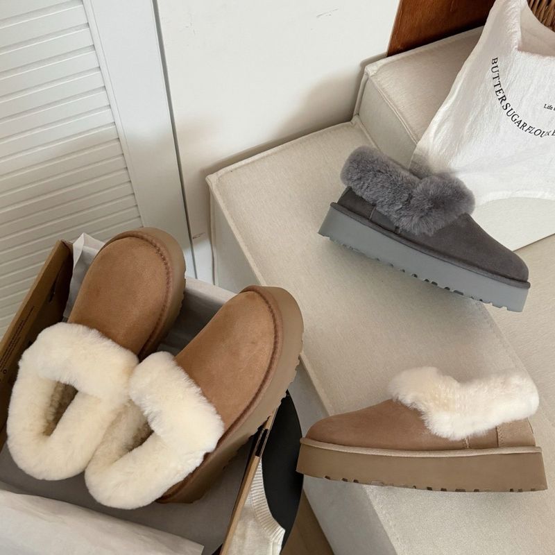 2025 Winter New Festive Step-On Heel Two-Way Sheepskin Wool Integrated Non-Slip Warm Thick-Soled Snow Boots For Women_voghion.com