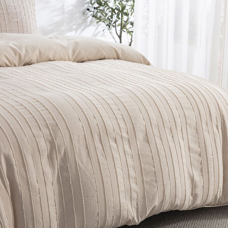 Set copripiumino soffice a righe color cachi chiaro - Biancheria da letto morbida da 3 pezzi con motivo a fiori recisi per un arredamento accogliente._voghion.com