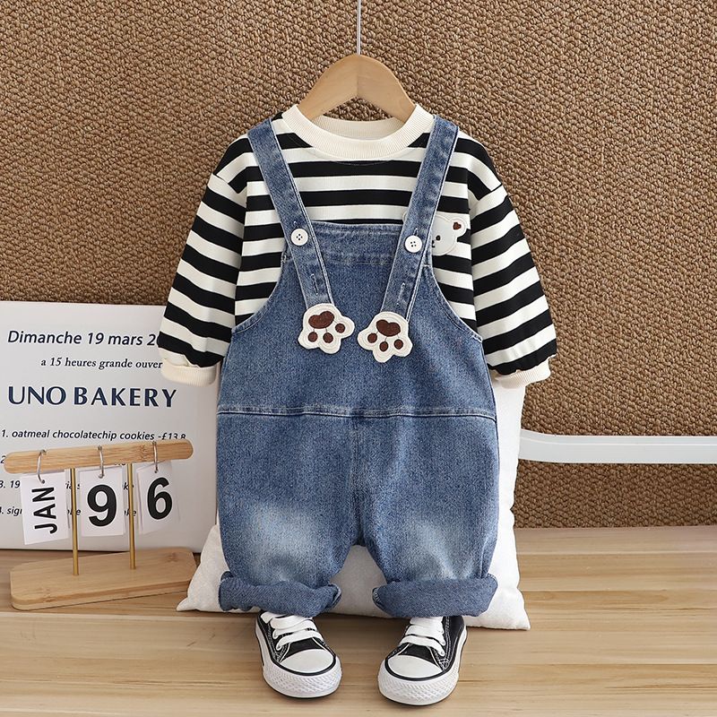Gestreifter langärmeliger Jeans-Overall für Jungen im Herbst 2024, Neuware, zweiteiliger Baby-Overall mit dreidimensionalem Cartoon-Muster_voghion.com