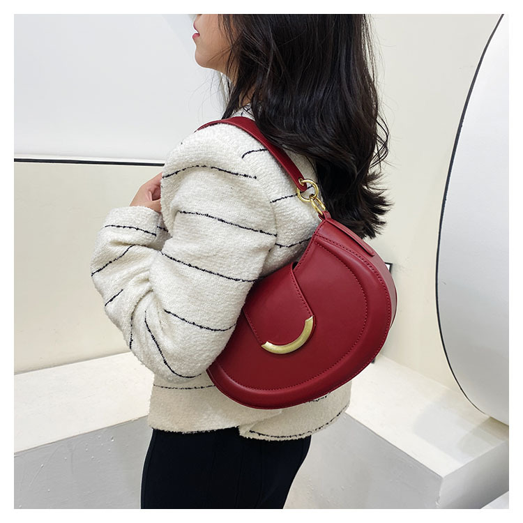 Bag Women's 2023 New High-end Niche Design Popular All-match Handbag Simple underarm single shoulder Messenger bag_voghion.com