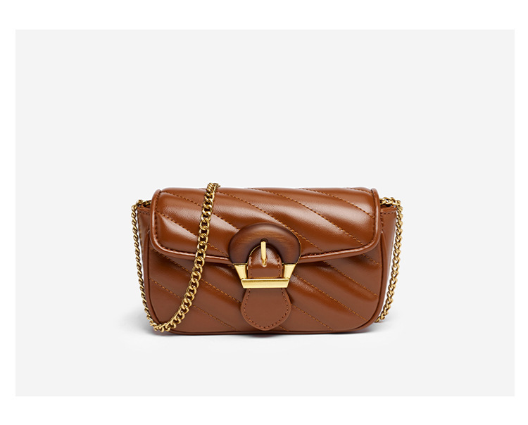2023 Nuova borsa a tracolla di lusso leggera di piccola fragranza alla moda Borsa piccola piccola con design a catena con filo da ricamo di nicchia_voghion.com