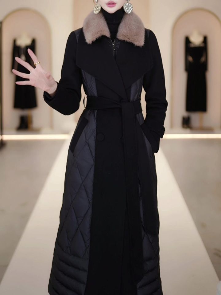 "Women's Slim-Fit Winter Down Jacket, Korean-Style Short Puffer Coat With Polo Collar, 85% High-Quality Duck Feather Fill (Black) – M To XL"_voghion.com