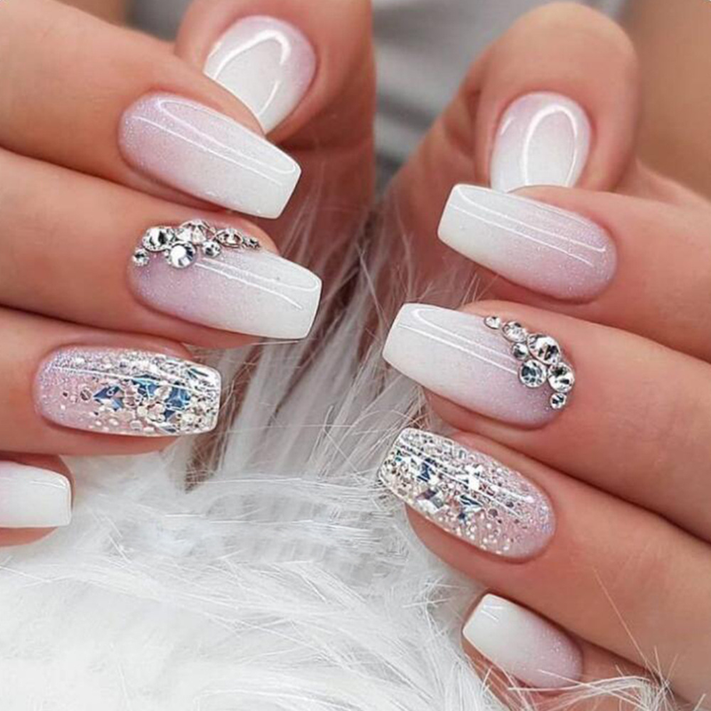 24 stk. Falsk mellemlængde med skinnende pulver Hvid gradient ballet falsk med rhinestone-bærbar kiste Tryk på_voghion.com