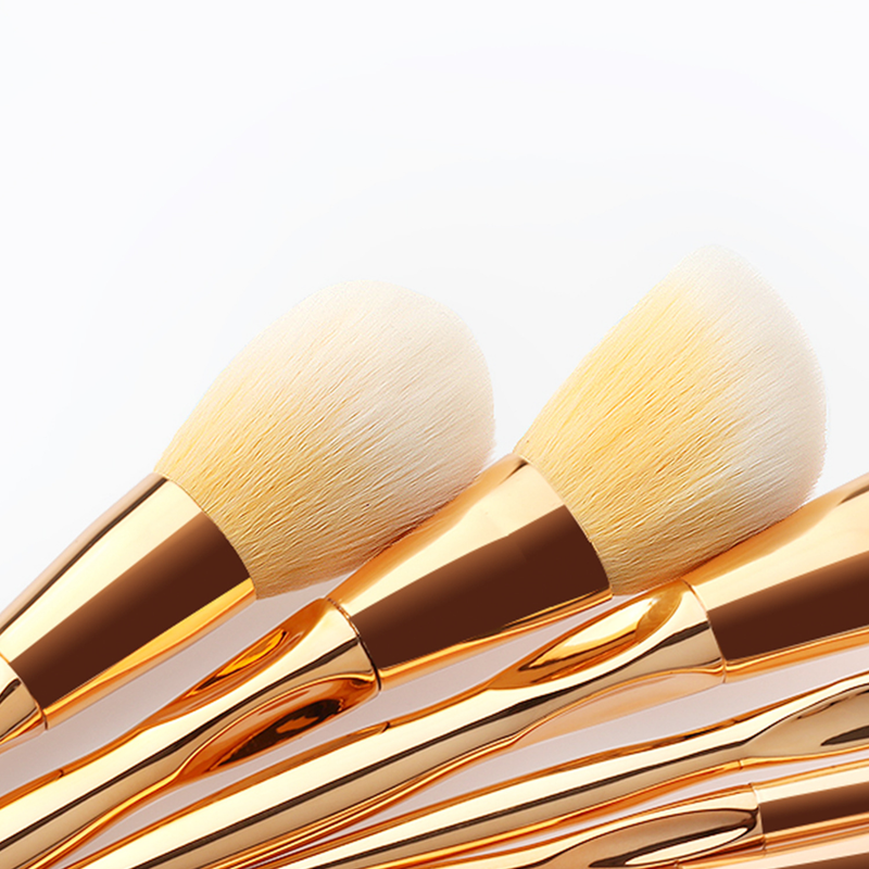 8 heart-shaped yellow bristle makeup brush set beauty tools makeup tools GUJHUI ready stock_voghion.com