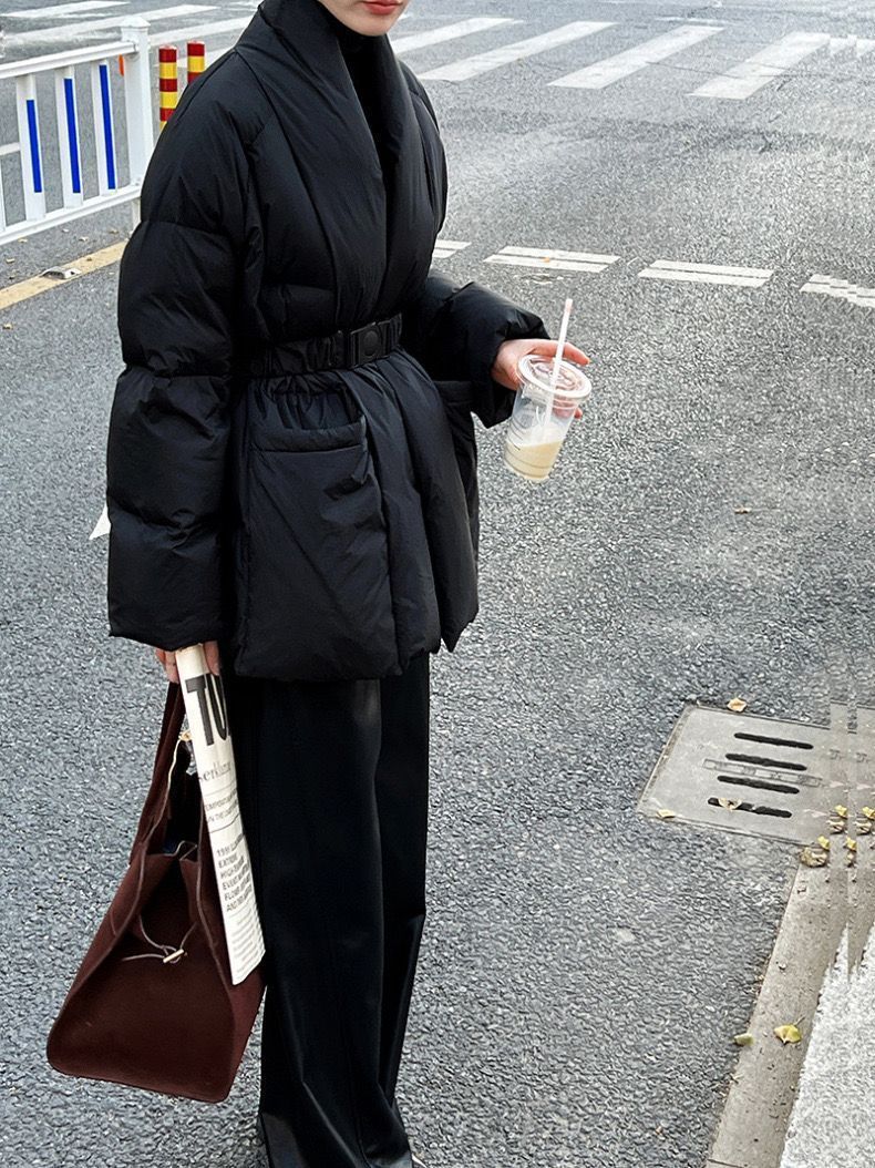 Giacca in piumino attillata per donna, lunghezza media, nuova versione coreana invernale, vestibilità ampia, snellente, colore bianco anatra_voghion.com