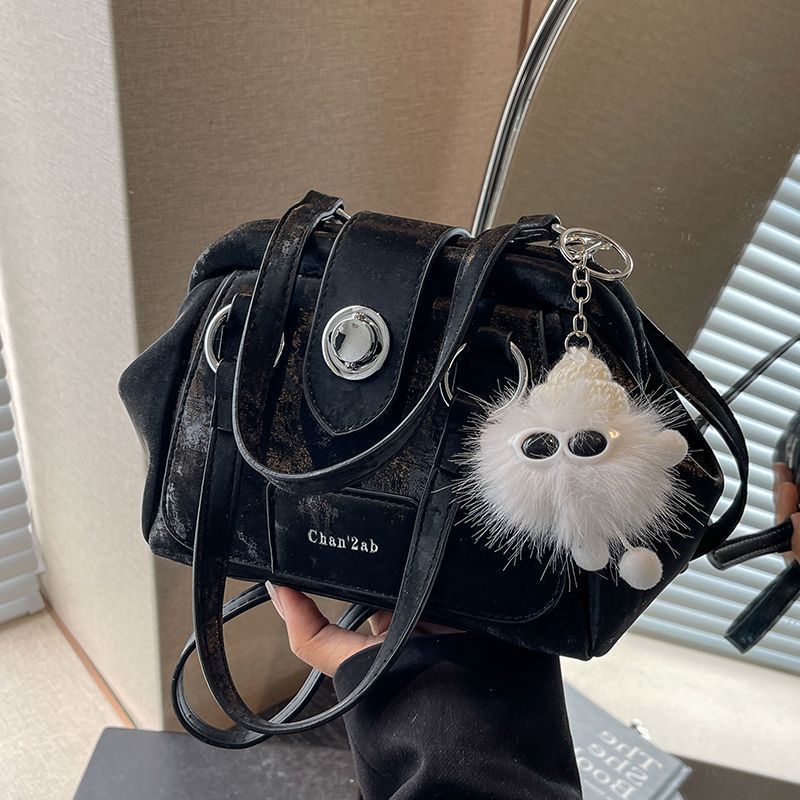 Fashionable And Elegant Niche Design New Trendy Versatile Women's Handbag Doctor Single Shoulder Crossbody Bag_voghion.com