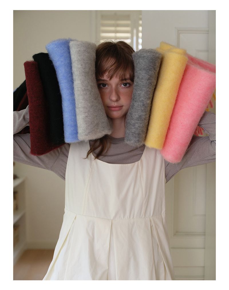 Sciarpa in misto lana di alpaca al 22% - Sciarpa invernale extra lunga 200 cm (12 colori, leggera e ipoallergenica, con frange boho, versatile dall'ufficio all'outfit)_voghion.com