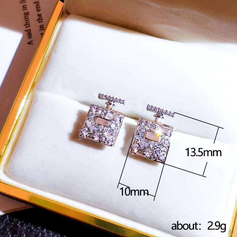 Cao Shi Koreanische einfache kleine Ohrringe trendige Internet-Promi-Ins Parfümbox-Ohrringe modische Design-Ohrringe_voghion.com