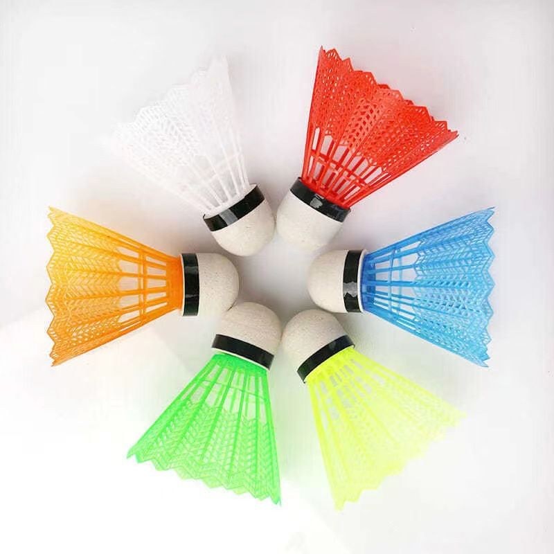 Pelota de bádminton para principiantes, duradera, resistente al viento, de plástico elástico y colorida, con pegamento, para entrenamiento, color a granel_voghion.com