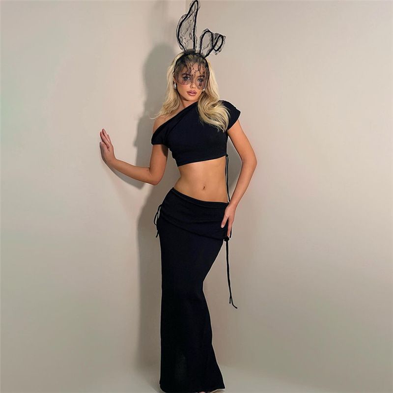 2023 Kış Yeni Moda Kadın Asimetrik Omuz Kısa Kırpılmış Üst Slim Fit Vücuda Oturan Etek Takımı_voghion.com