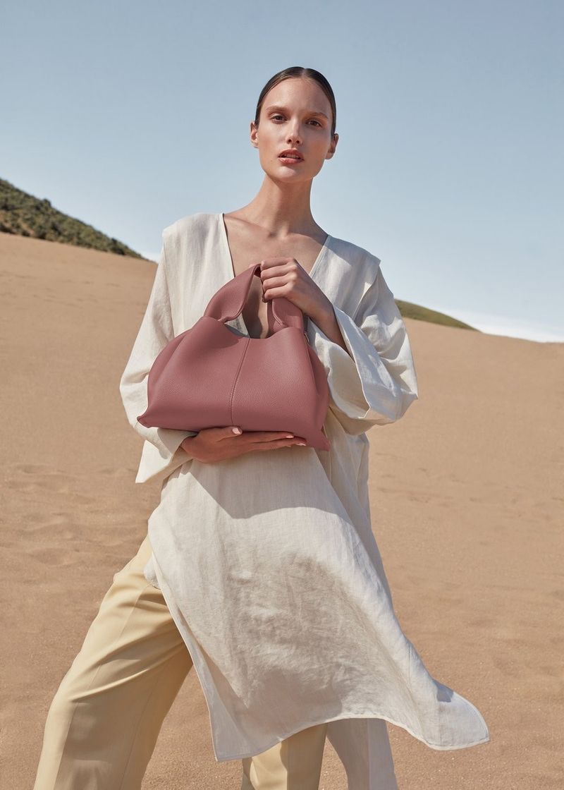 Cloud dumpling women's bag 2024 new popular portable lunch box bag French texture shoulder messenger bag_voghion.com