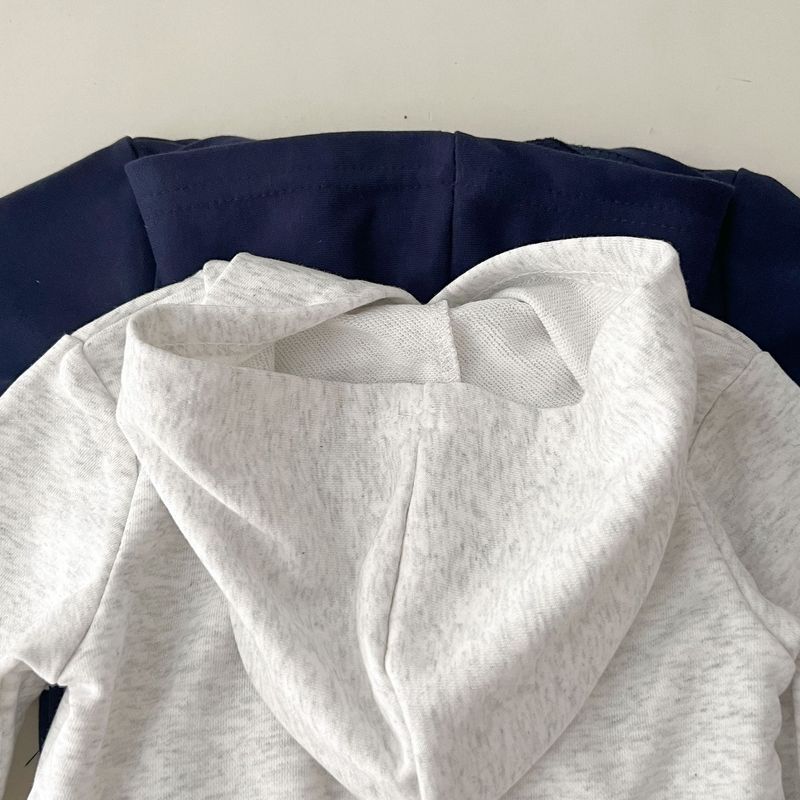 Tuta da ginnastica con cappuccio in cotone per bambini, morbida e traspirante, 2 pezzi stampati (grigio con fiori bianchi/blu reale, 80-130 cm)_voghion.com