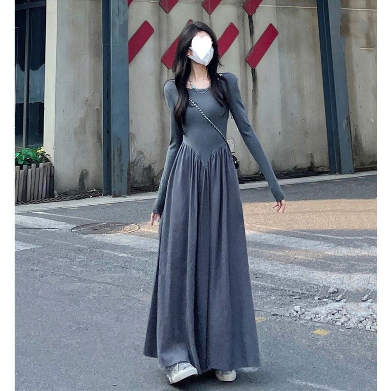 Early autumn long sleeved French base dress for women with ballet temperament, high-end and cool A-line skirt, pear_voghion.com