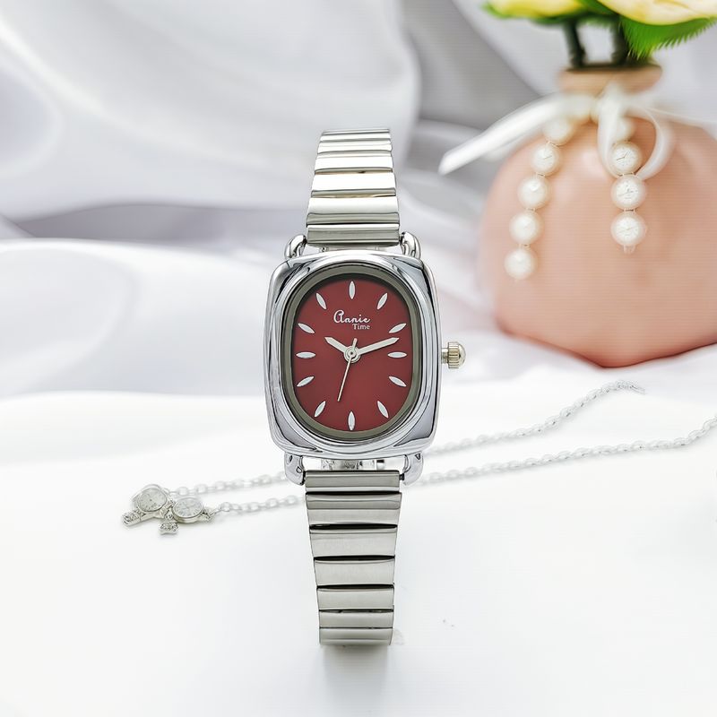 New Gold Oval Niche Dial Ins Style High-end Student Women's Watch_voghion.com