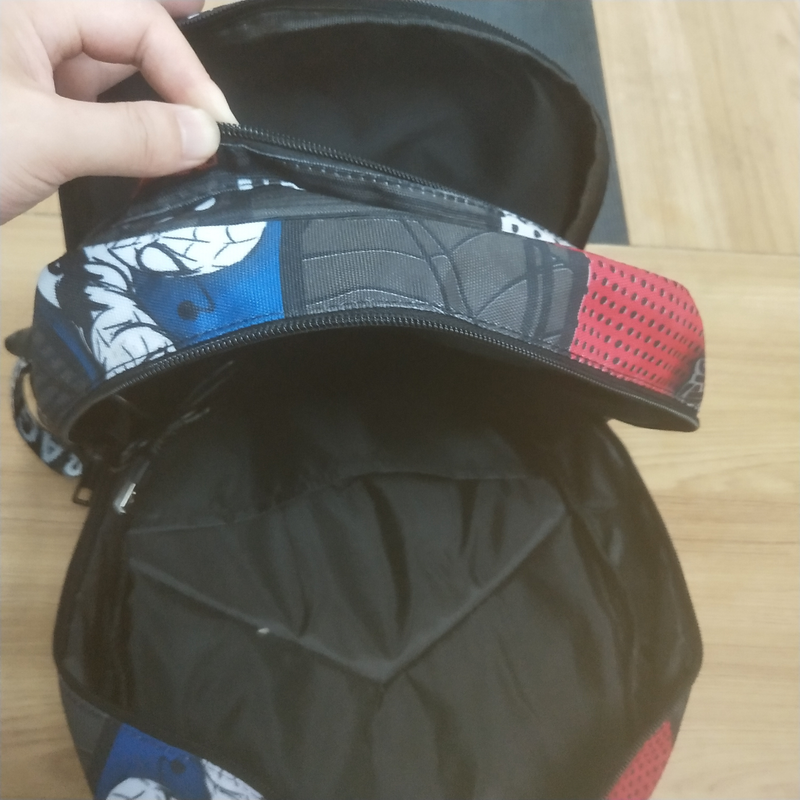 Mochila con patrón de tiburón, bolso escolar de nailon de moda para estudiantes, mochila de viaje ligera con puerto de carga USB_voghion.com