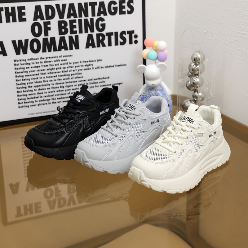 Hohle Mesh-Papa-Schuhe für Frauen 2024 Sommer neuer Stil modische atmungsaktive weiche Sohle weiße Schuhe mit Rock lässige Turnschuhe_voghion.com