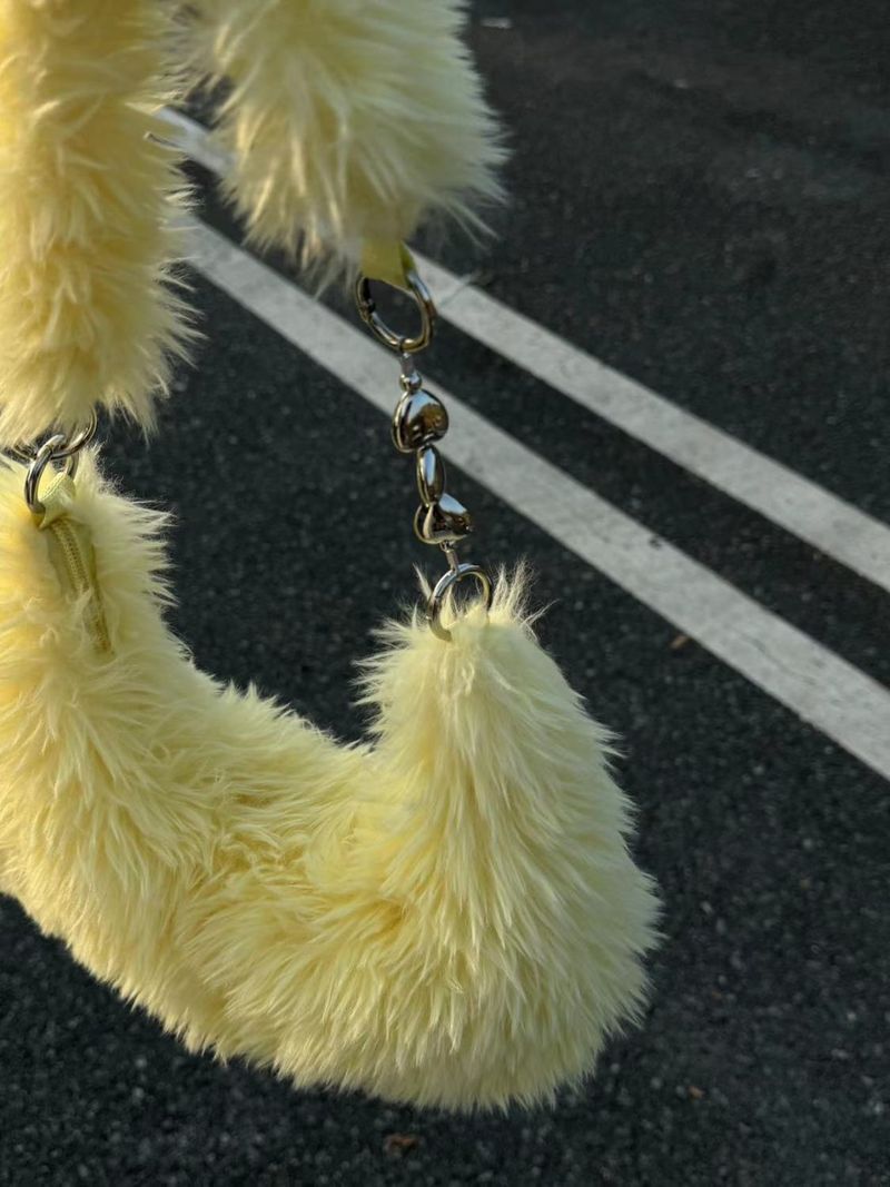 Versione coreana della deliziosa borsa a tracolla in pelliccia con peluche autunno e inverno 2025, borsa a tracolla alla moda_voghion.com