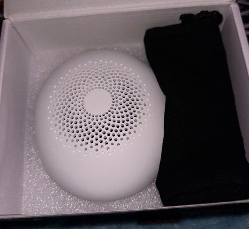 Alto-falante de ruído branco, instrumento de sono portátil, máquina calmante para dormir de bebês, luz noturna musical para ajudar a proteger e reduzir o ruído_voghion.com