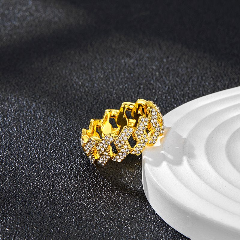 Jauns personalizēts sakausējuma gredzens unisex dimanta rotaslietas luksusa stilā, modes nišas rotaslietas_voghion.com