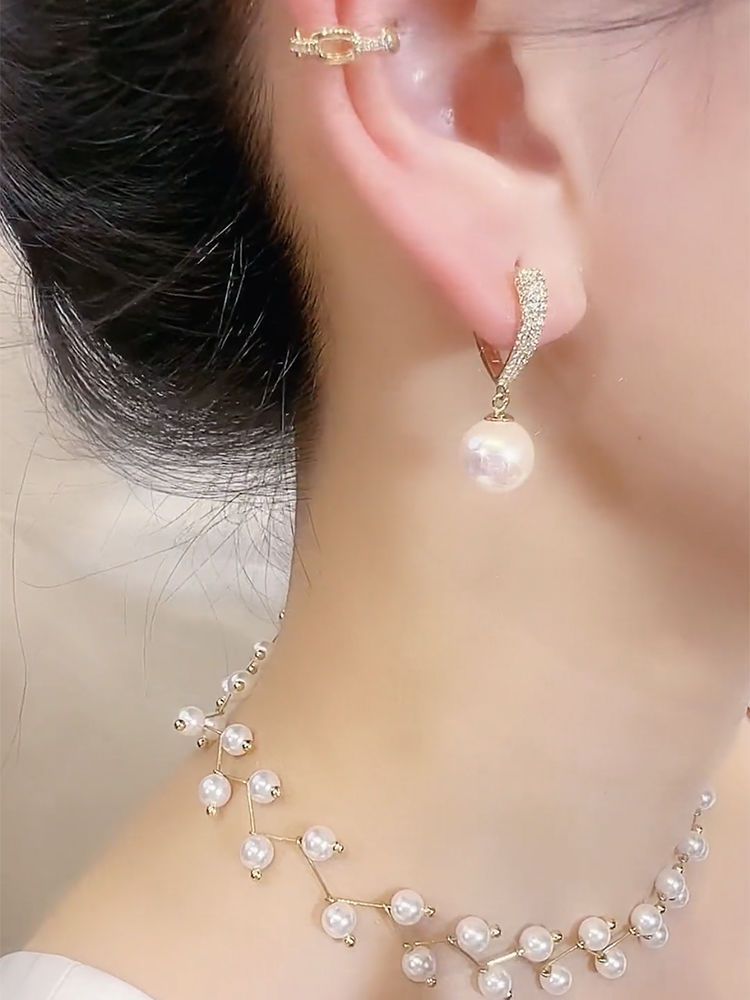 Nuove perle francesi eleganti e alla moda da donna, popolari sui social media, con un design di nicchia, una chiusura per orecchini premurosa e un ago d'argento_voghion.com