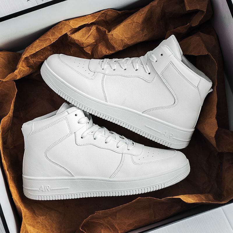 Jesenske i zimske visoke, moderne korejske sportske cipele za 2024., nove muške ležerne, svestrane bijele cipele za muškarce_voghion.com