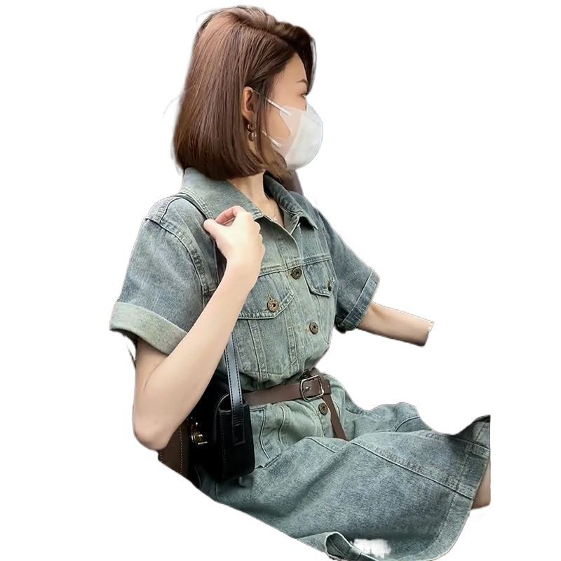 Design Sense: Nischen-Jeanskleid mit kurzen Ärmeln für Damen im Sommer, neuer Hong Kong-Stil, lockere Passform, schlankmachend und_voghion.com