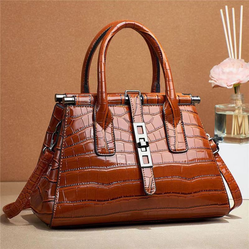 Fashionabla enkel moderväska för kvinnor med stor kapacitet Modehandväska Crossbody-väska_voghion.com