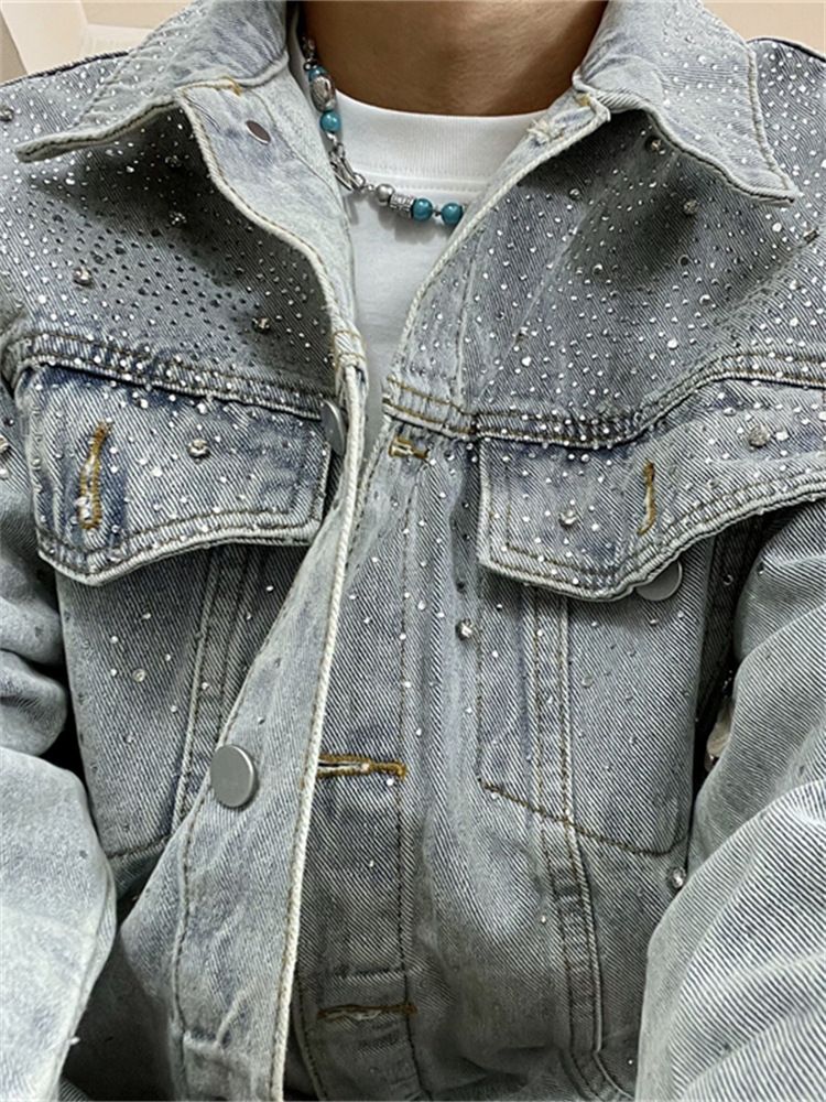 Hellblaue Jeansjacke mit Strassdetails für Herren – Übergroßer Freizeitmantel im koreanischen Stil, Baumwollmischung, Streetwear für Frühling/Herbst (Größen M-3XL)_voghion.com