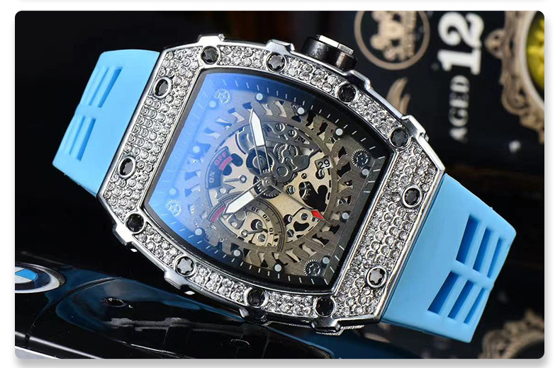 Herrenuhr im europäischen Stil, tonnenförmig, mit Diamanten besetzt, drei Zeiger, Einzelkalender_voghion.com