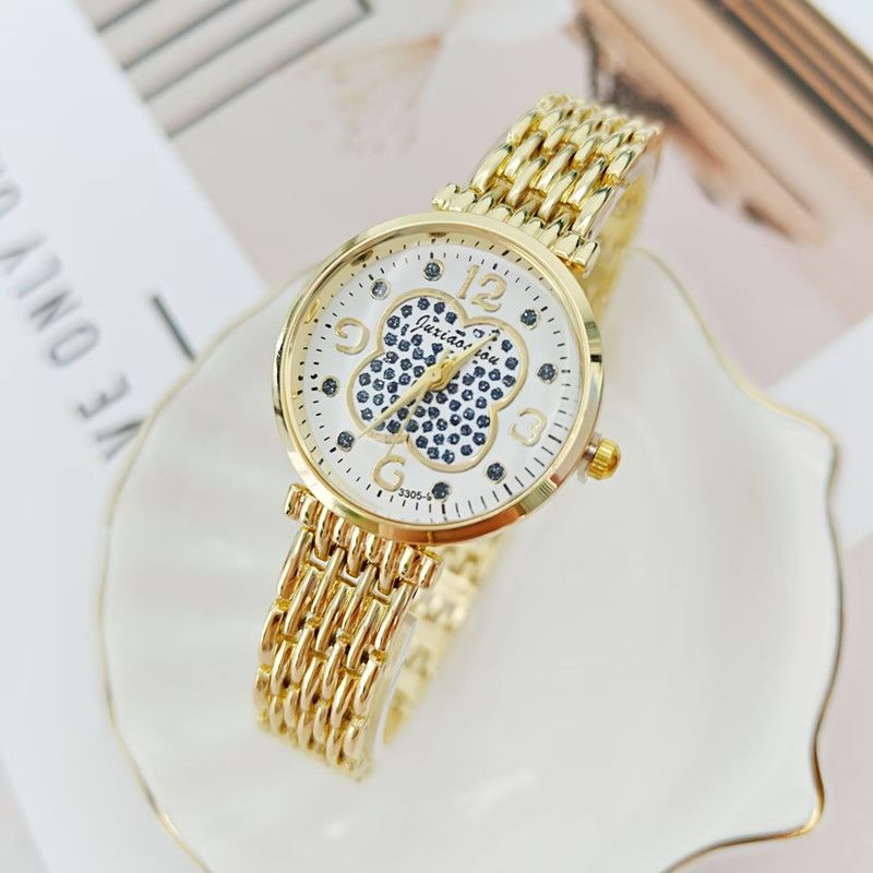 Relógio de pulso feminino com pulseira de quartzo digital trevo de quatro folhas e borboleta_voghion.com