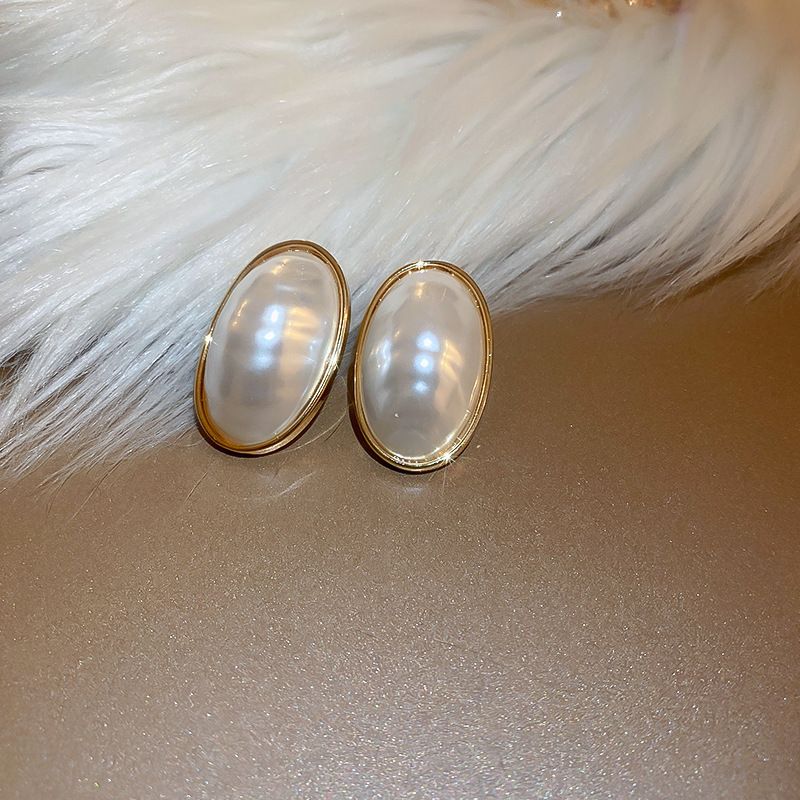 Vintage zilveren naald metalen kwast niche high-end zintuiglijke stud overdreven mode design oorbellen_voghion.com