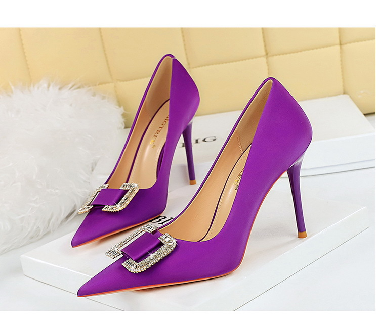 3265-K6 Fashion Banquet High Heels With Thin Heels, Shallow Mouth, Pointed Satin Metal Rhinestone Button Single Shoes_voghion.com