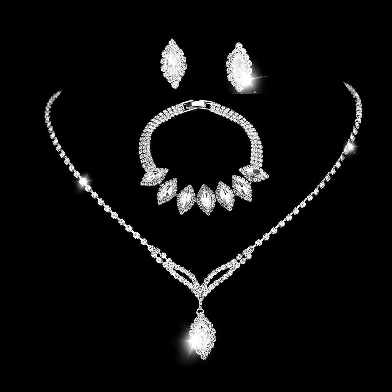 Set di gioielli da donna, alla moda, semplice e versatile, squisito set di artigli con zirconi, collana, orecchini e bracciale, accessori per abito da sposa._voghion.com