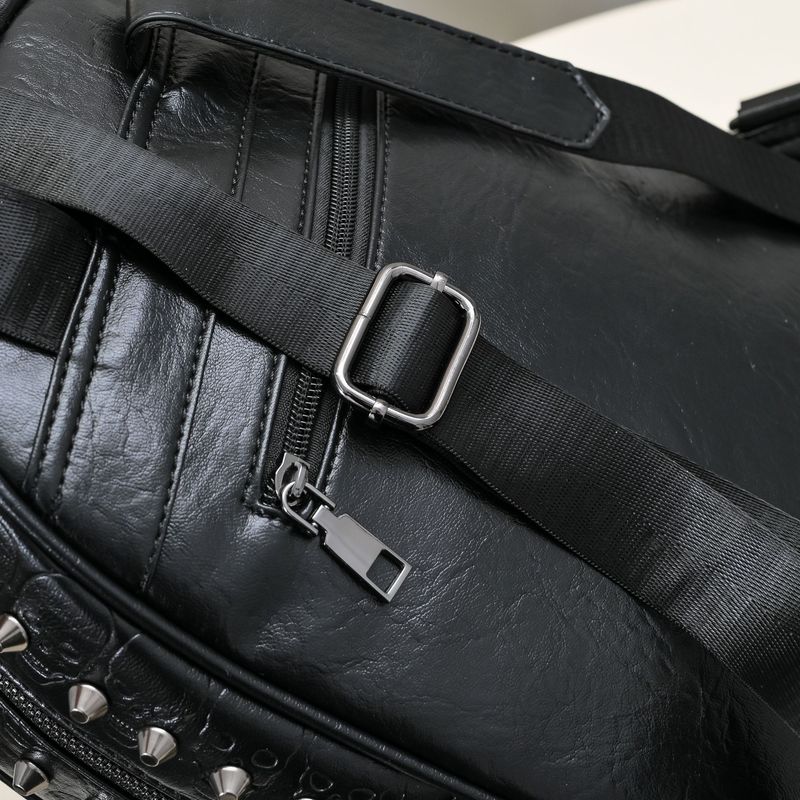 Large Capacity Unisex Backpack - Skull Studded Soft Leather Daypack For Work & Travel - Stylish & Durable_voghion.com