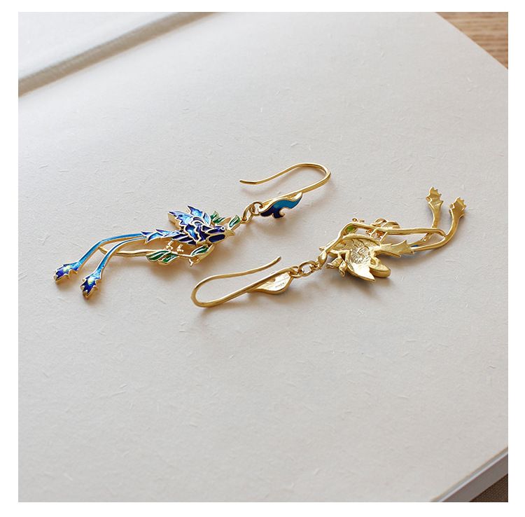 Orecchini pendenti placcati in oro in stile cinese - Design vintage cloisonné blu per cheongsam, hanfu e abiti da tè quotidiani_voghion.com