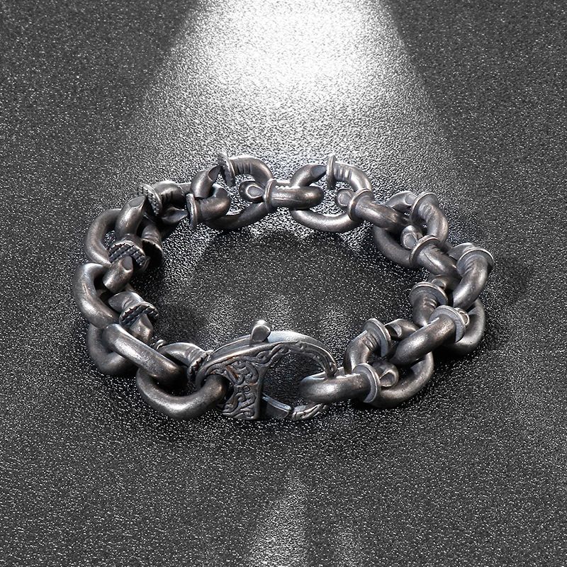 Herren-Punk-Armband aus Edelstahl mit quadratischen Nieten – Ausgefallenes geometrisches Design für trendige Modeaccessoires_voghion.com