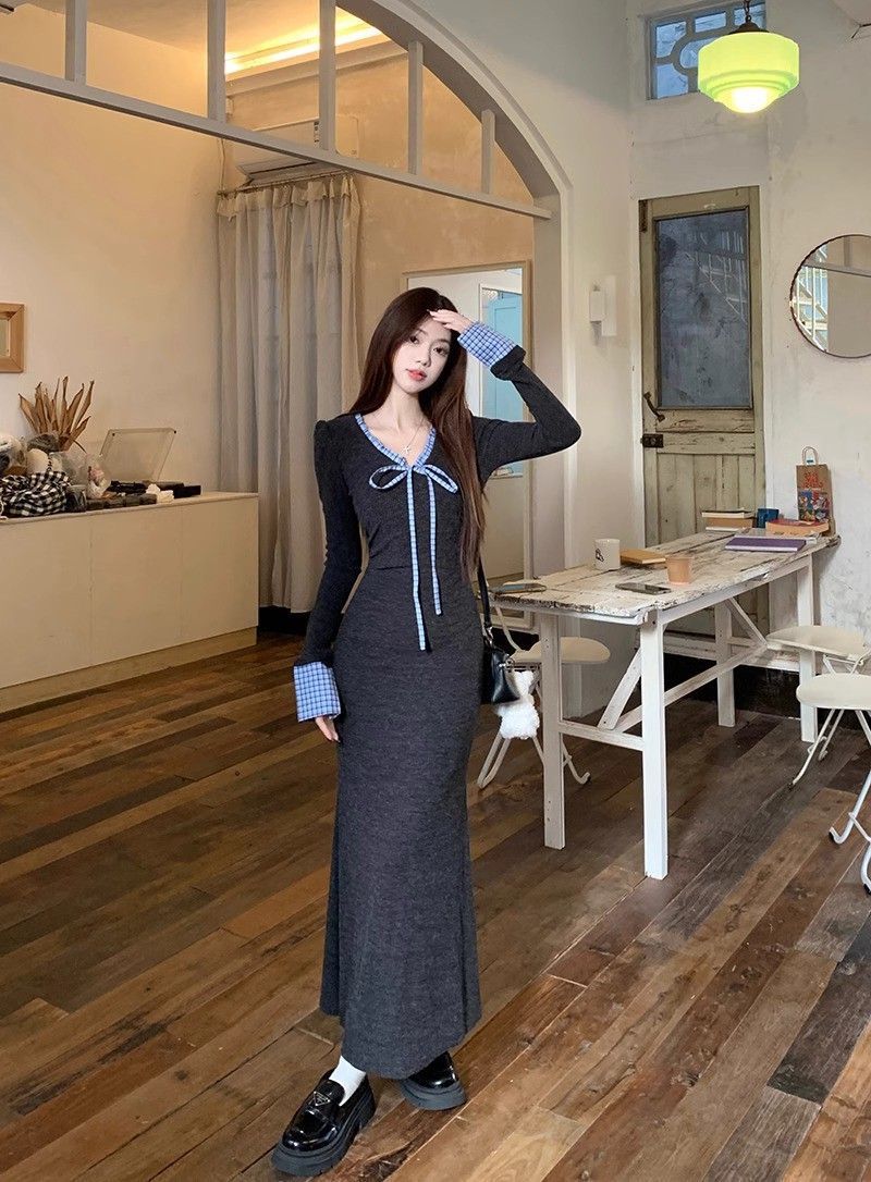 Abito lungo aderente a sirena in maglia francese con scollo a V per donna, stile Rich Miu, 2025_voghion.com