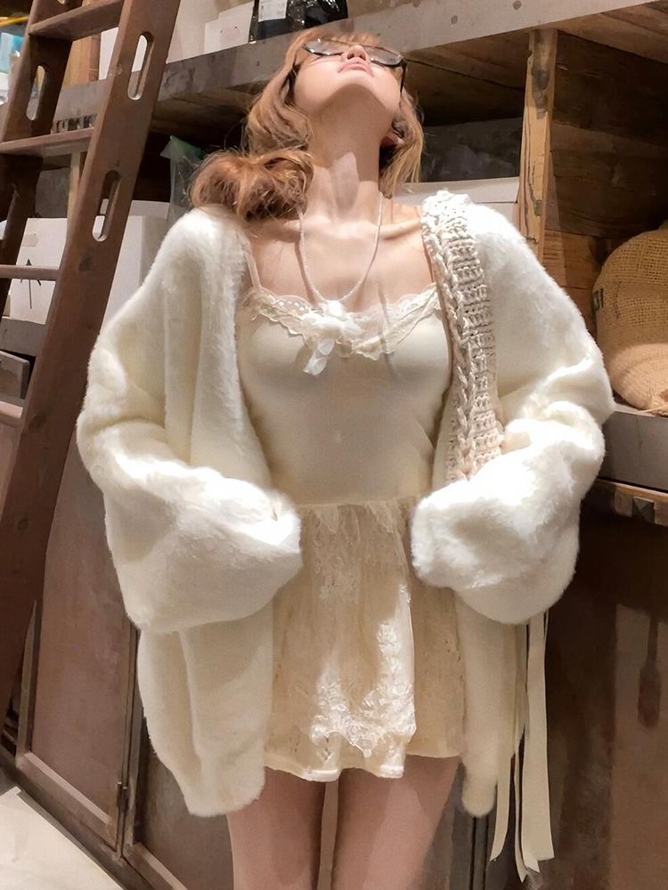 Pull blanc haut de gamme pour femme, tenue d'automne, haut cardigan moelleux, début 2025_voghion.com