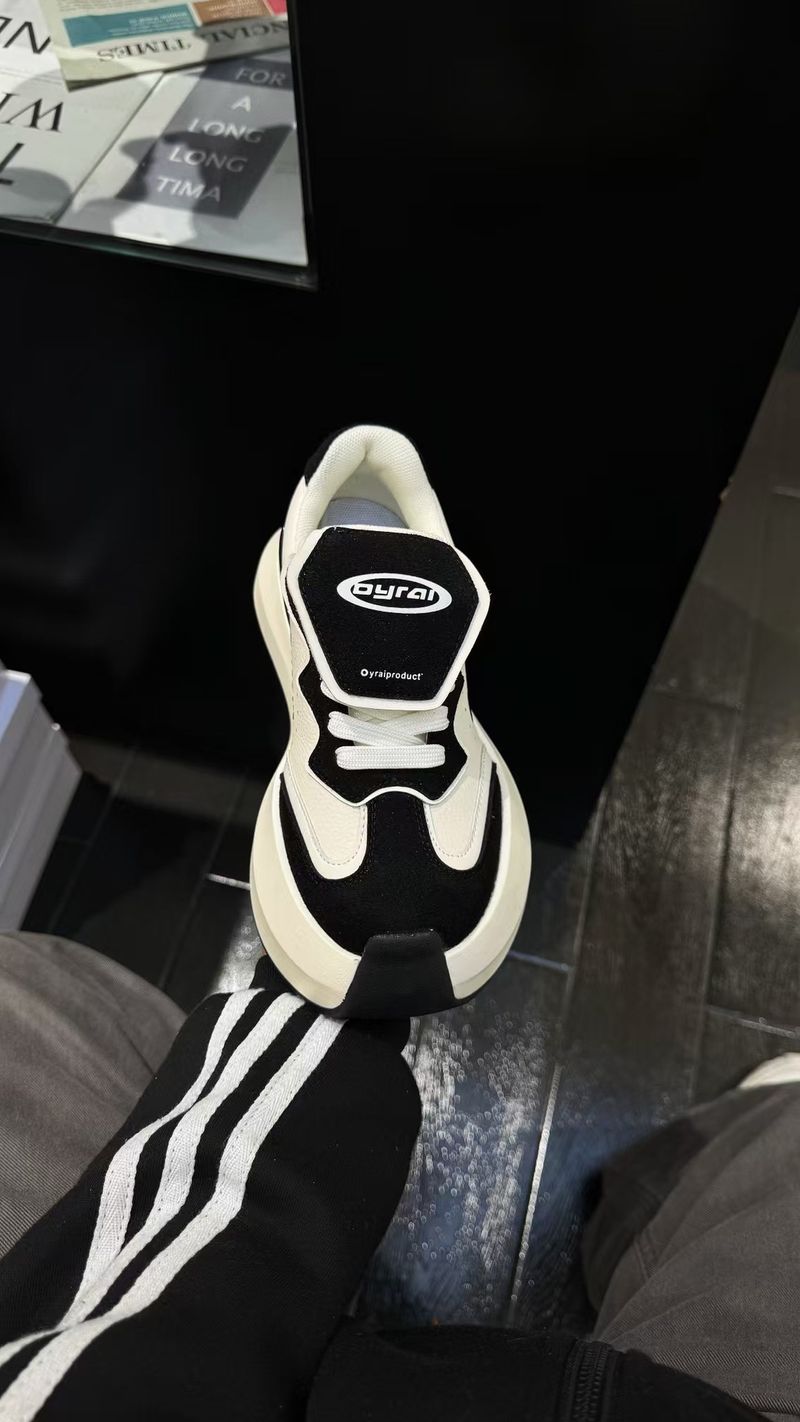 2025 Herbst Schwarz-Weiß Panda Cloud China-Chic Marke Board Dickbesohlte Damen Sport Freizeitschuhe_voghion.com