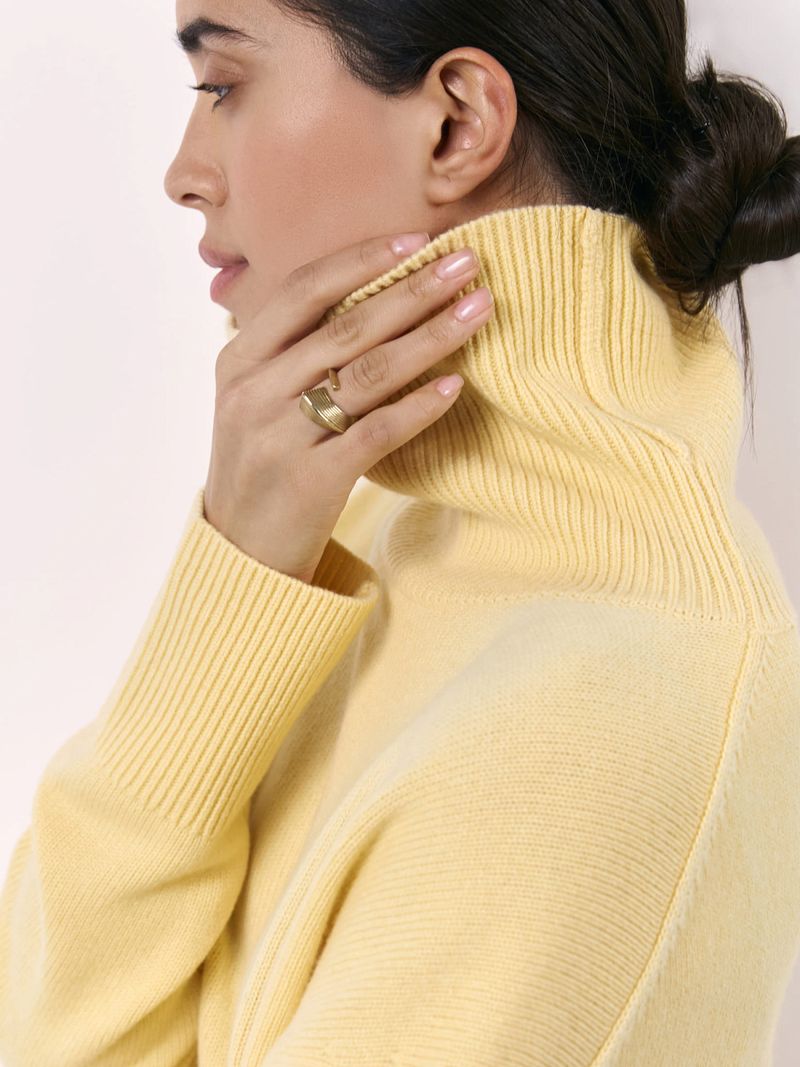 Kuscheliger Oversize-Strickpullover mit hohem Halsausschnitt für Damen – weiche Viskosemischung, lockere Passform, lange Ärmel, lässiger Pullover_voghion.com