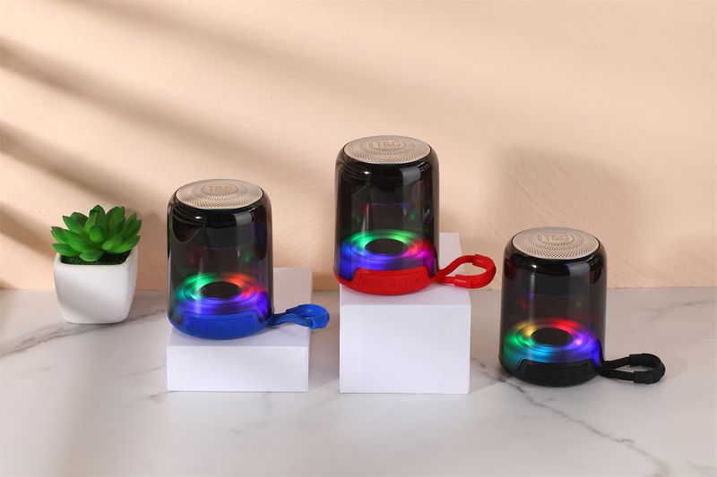 TG314 speaker, outdoor portable LED light card, USB flash drive, FM subwoofer gift, Bluetooth speaker_voghion.com