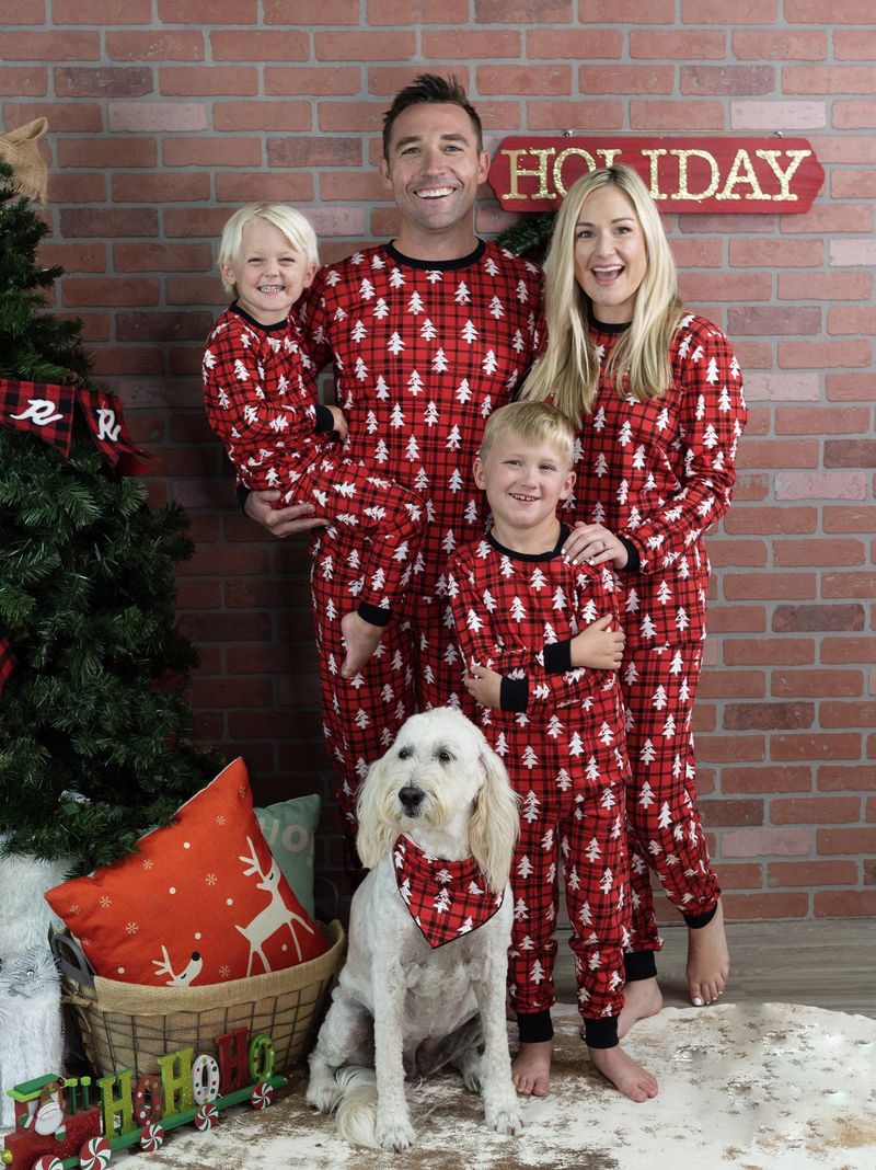 Matching Family Christmas Pajama Set – Cozy Holiday Sleepwear With Festive Tree Print (S-3XL, 95% Cotton, 7 Sizes For Infants To Adults)_voghion.com