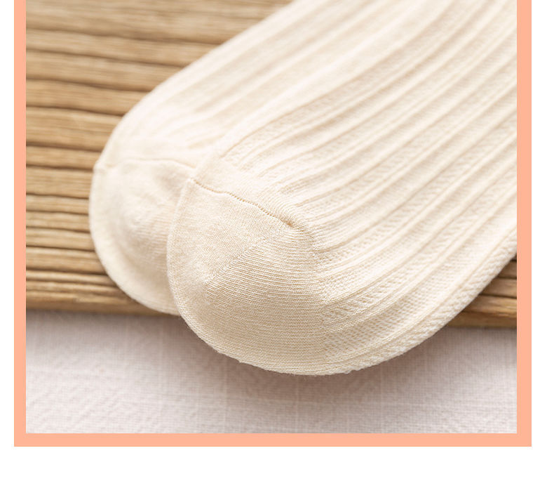 5 Paare/paket Frau Polyester Knöchel Unsichtbare Socken Stickerei Neuheit Nette Atmungsaktive Boot Kurze Socke Chausette_voghion.com