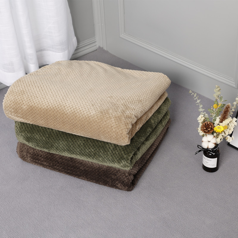 Coperta di ananas in maglia solida invernale giapponese Coperta di flanella di velluto Beibei Coperta di aria condizionata per ufficio estivo_voghion.com