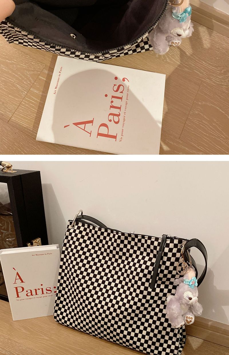 Chessboard grid large capacity women's 2024 new versatile shoulder student fashion niche bag, crossbody bag_voghion.com