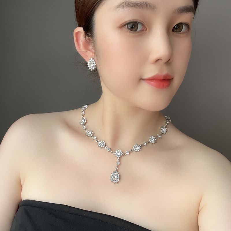Orecchini di cristallo, collana, set di gioielli, forniture per matrimoni, accessori da donna super scintillanti_voghion.com