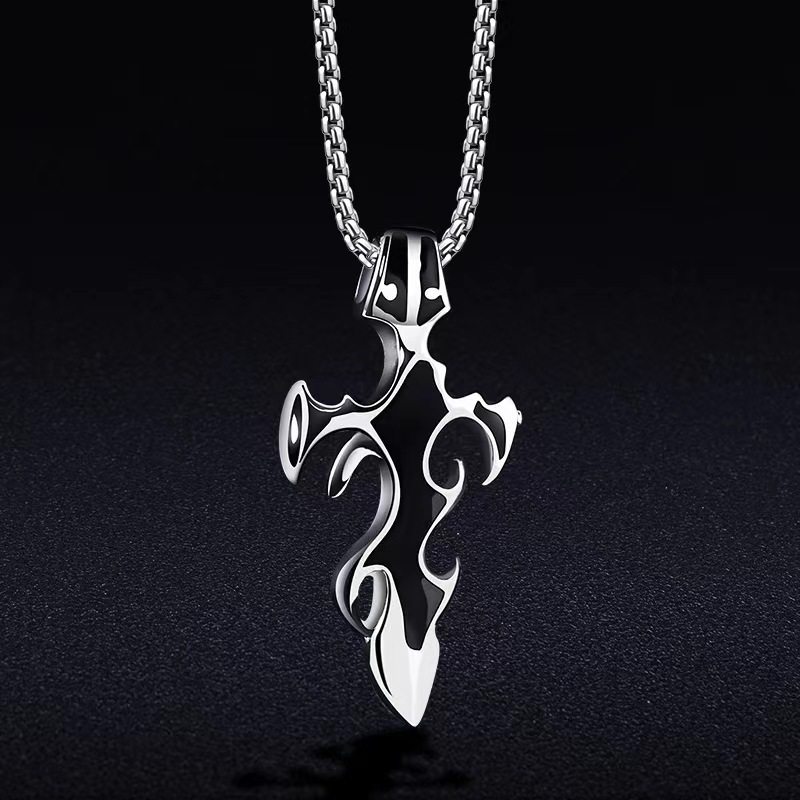 Pendentif croix flamme en acier titane de style hip-hop avec une touche haut de gamme pour colliers pour hommes et chaîne de pull polyvalente_voghion.com