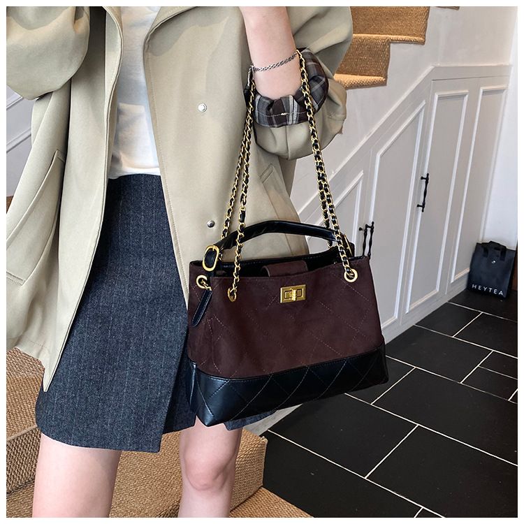 High-end stijl gewatteerde ketting voor vrouwen 2025 Nieuwe mode handtas emmer veelzijdige schouder crossbody tas_voghion.com